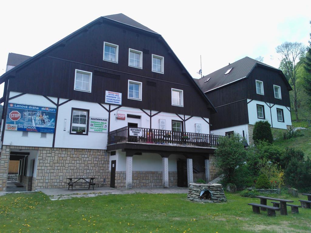 Hotel Hela Pec pod Snezkou Exterior foto